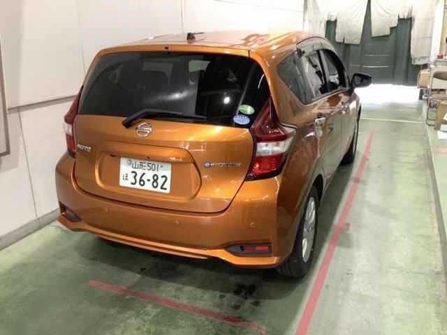 2018 Nissan Note e-POWER X auction photo 2