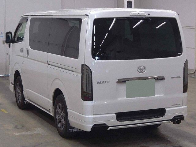 2023 Toyota Hiace LスーパーGLダーク2 4WD auction photo 2