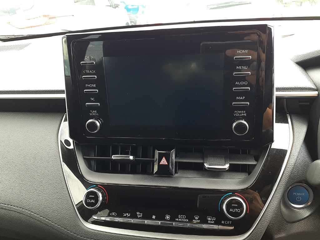 2022 Toyota Corolla Cross ハイブリッド S auction photo 12