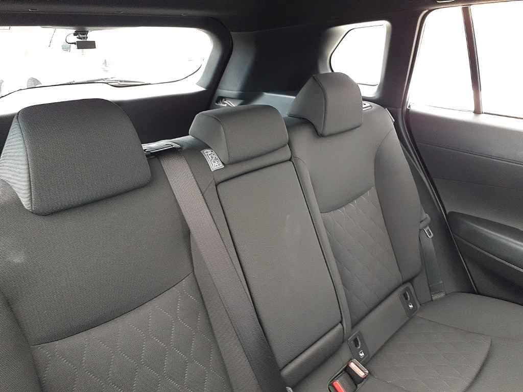 2022 Toyota Corolla Cross ハイブリッド S auction photo 11