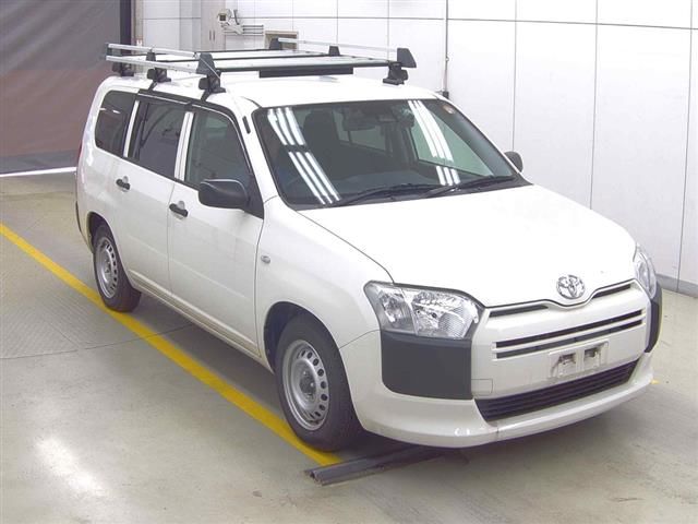 2020 Toyota Probox DX Comfort Japan auction vehicle