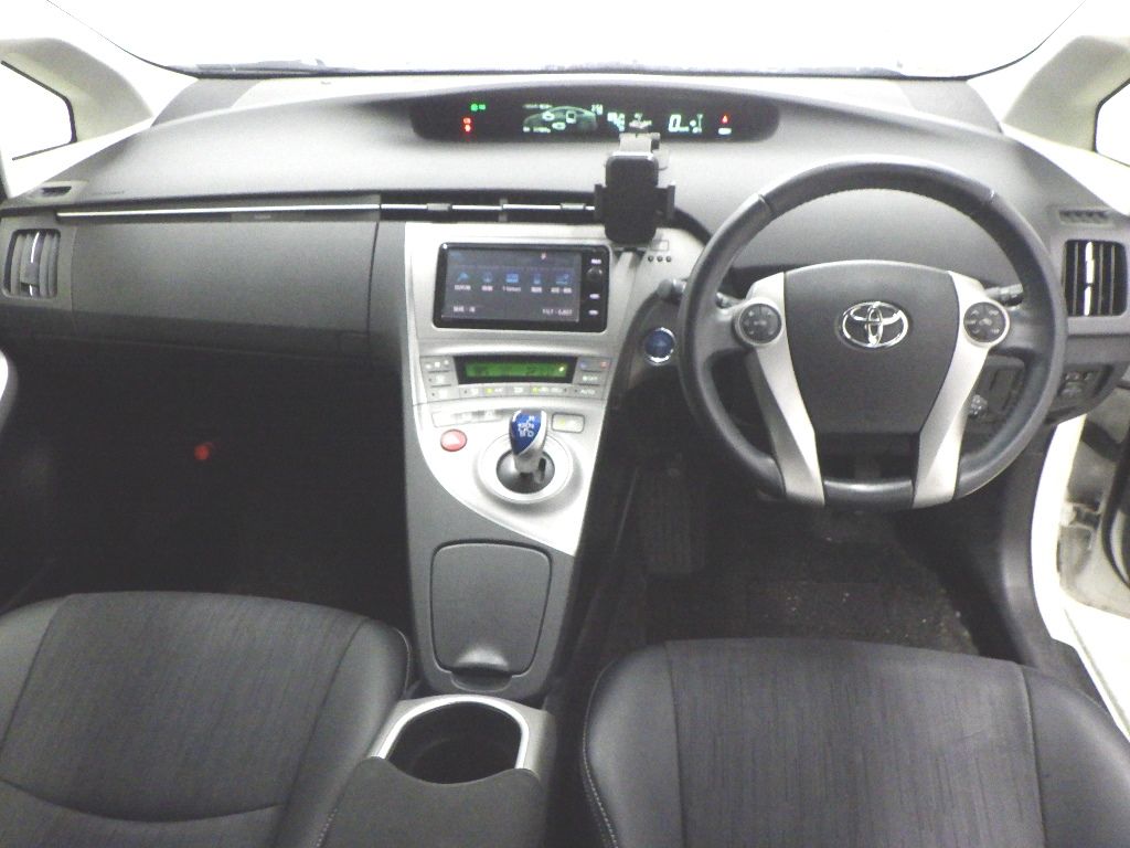 2015 Toyota Prius G auction photo 3