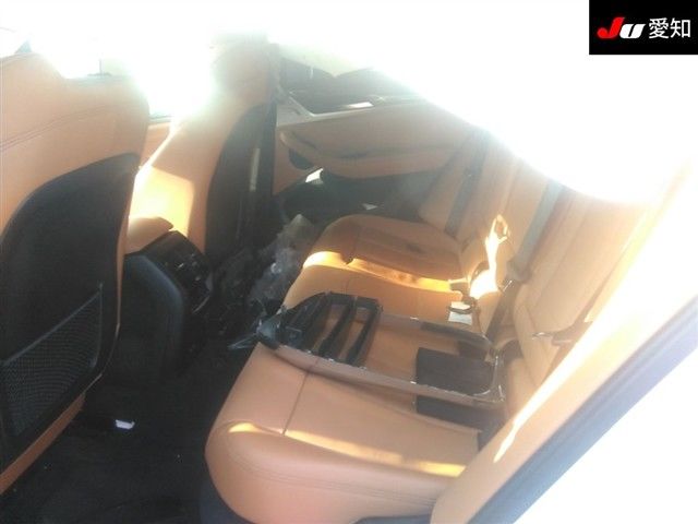 2021 BMW X4 xDrive 20d Mスポーツ4WD auction photo 4