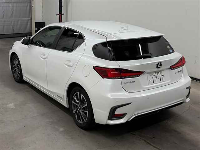 2018 Lexus CT CT200hバージョンC auction photo 2