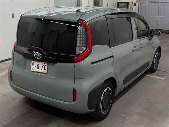 2023 Toyota Sienta Z auction photo 5