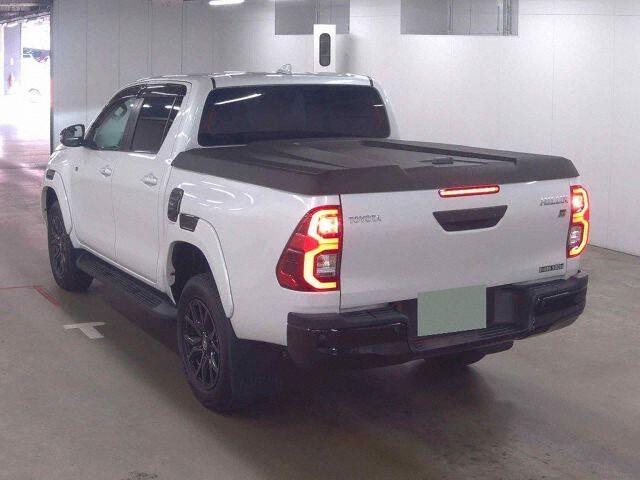 2024 Toyota Hilux Z GR Sport 4WD auction photo 2
