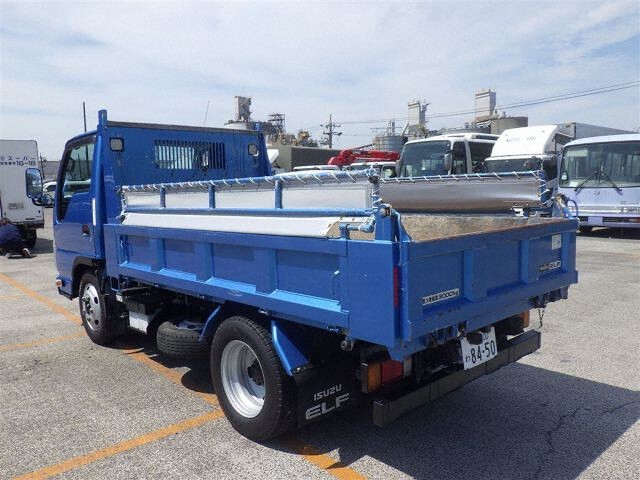 Japan Auction Vehicles 2 2022 Isuzu Elf dump auction photo