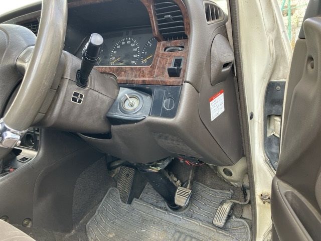 1999 Toyota Hiace auction photo 6