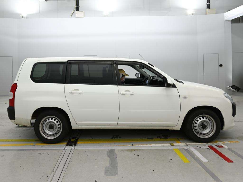 2021 Toyota Probox GL auction photo 3