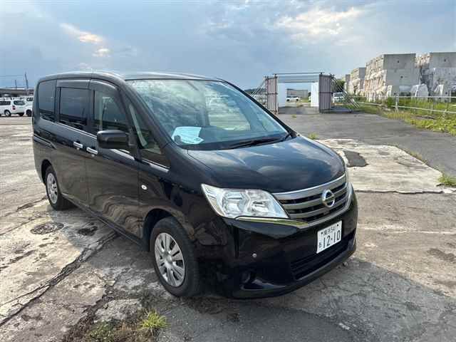 2012 Nissan Serena 20X Japan auction vehicle