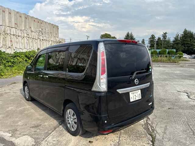 2012 Nissan Serena 20X auction photo 2