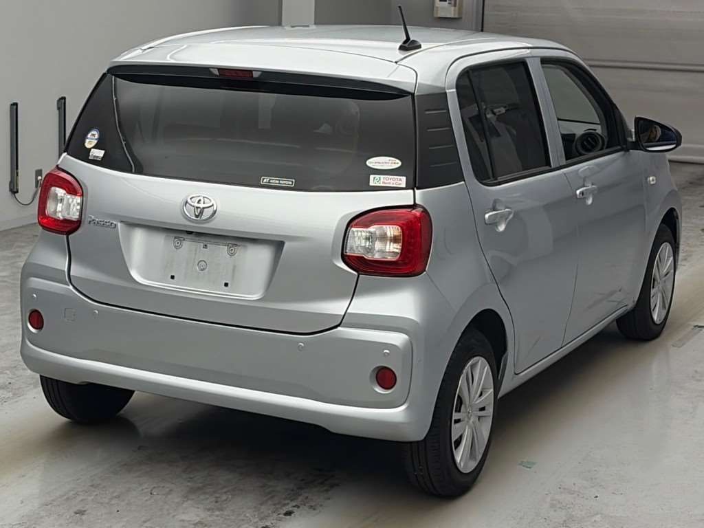 2023 Toyota Passo X auction photo 2