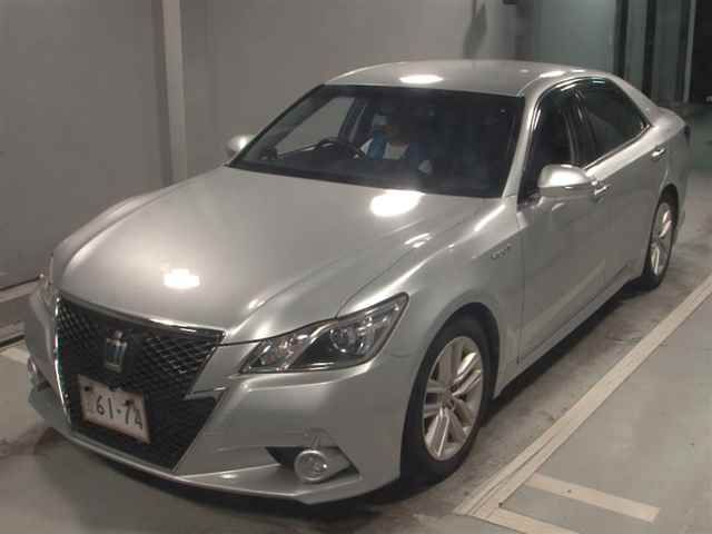 2013 Toyota Crown ハイブリッドアスリートS auction photo 4