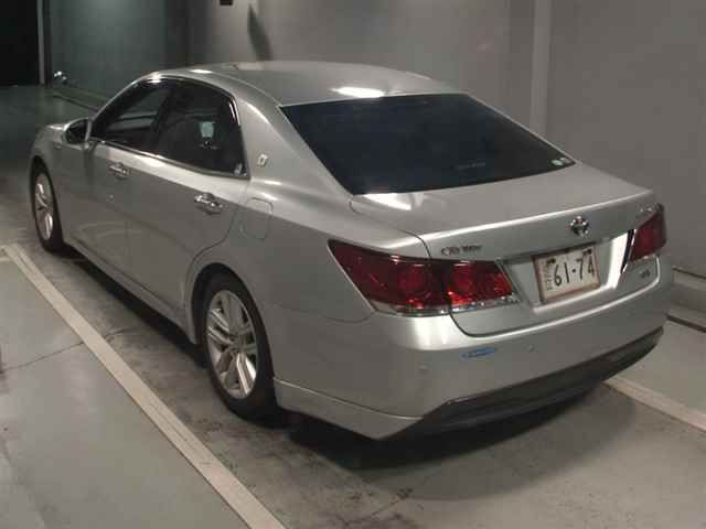 2013 Toyota Crown ハイブリッドアスリートS auction photo 2