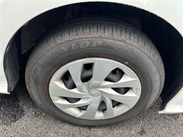 2023 Toyota Yaris G 4WD auction photo 8