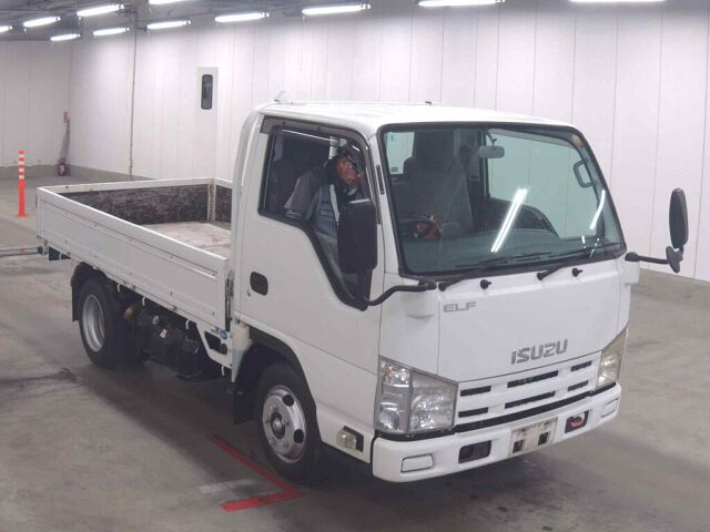 2012 Isuzu Elf Japan auction vehicle