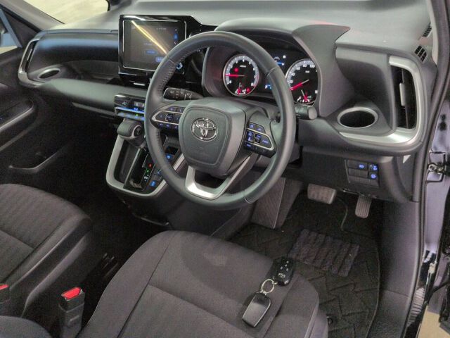2024 Toyota Noah G auction photo 3