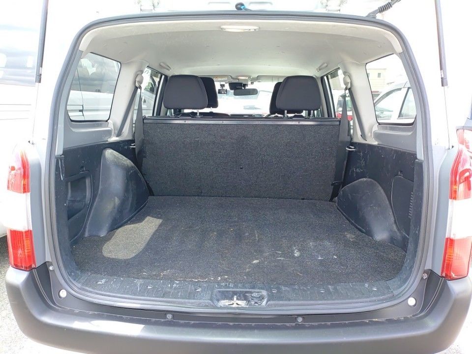 2021 Toyota Probox auction photo 8