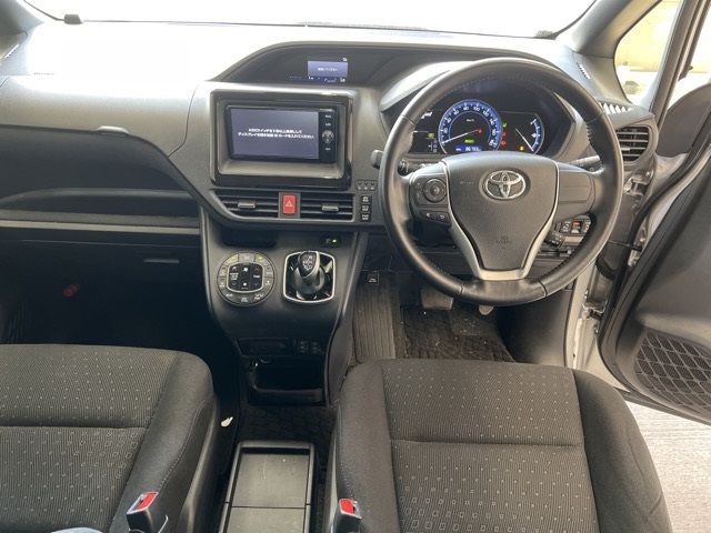 2016 Toyota Noah G auction photo 5