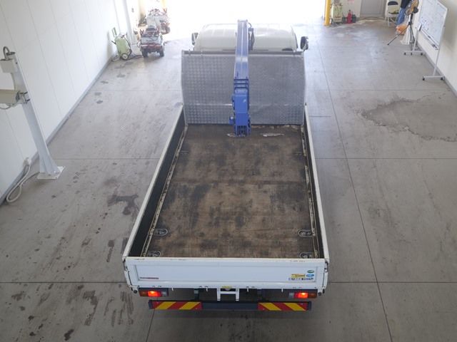 2020 Mitsubishi Fuso Canter Flat crane, 4-tier auction photo 3