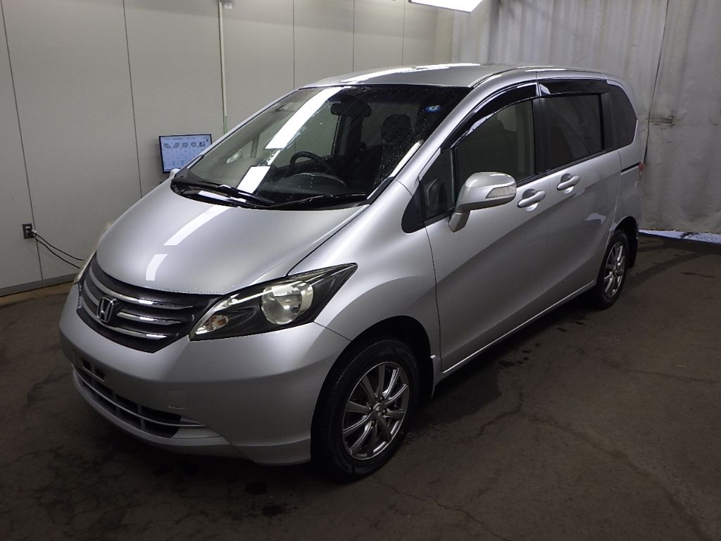 2011 Honda Freed 4WD FLEX auction photo 4
