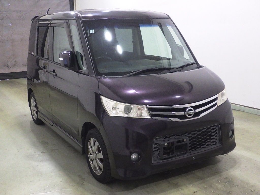 2011 Nissan Roox ハイウェイスターターボ Japan auction vehicle