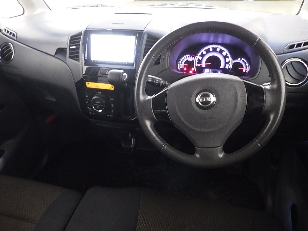 2011 Nissan Roox ハイウェイスターターボ auction photo 3