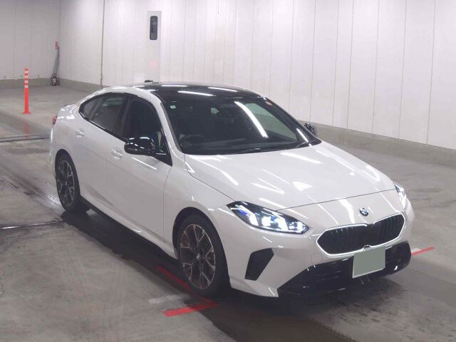 2025 BMW 2 Series 220D Grand CPM Suho Japan auction vehicle
