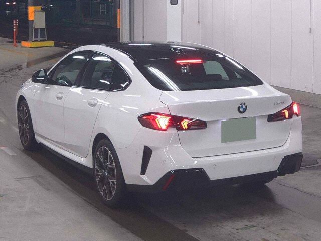 2025 BMW 2 Series 220D Grand CPM Suho auction photo 2