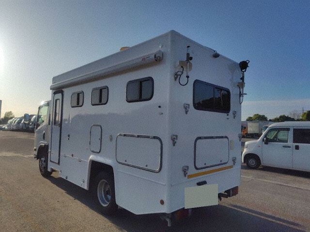 2009 Isuzu Elf キャンピング 4WD auction photo 2
