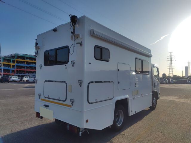2009 Isuzu Elf キャンピング 4WD auction photo 5