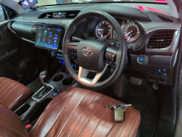 2021 Toyota Hilux Z 4WD auction photo 6
