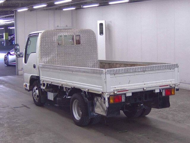 2019 Isuzu Elf Full flat low auction photo 2