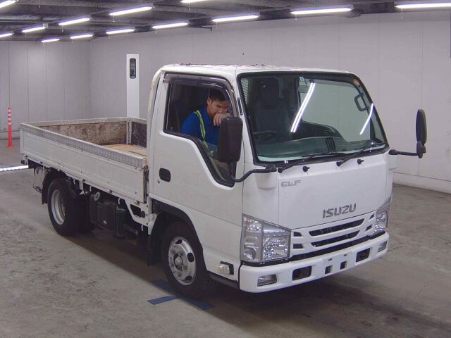 Japan Auction Vehicles 8 2019 Isuzu Elf Full flat low auction photo