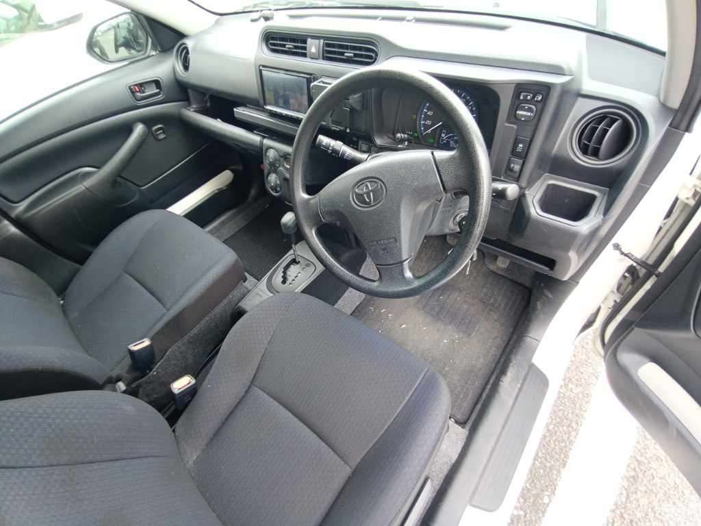2021 Toyota Probox ハイブリッドGL auction photo 9