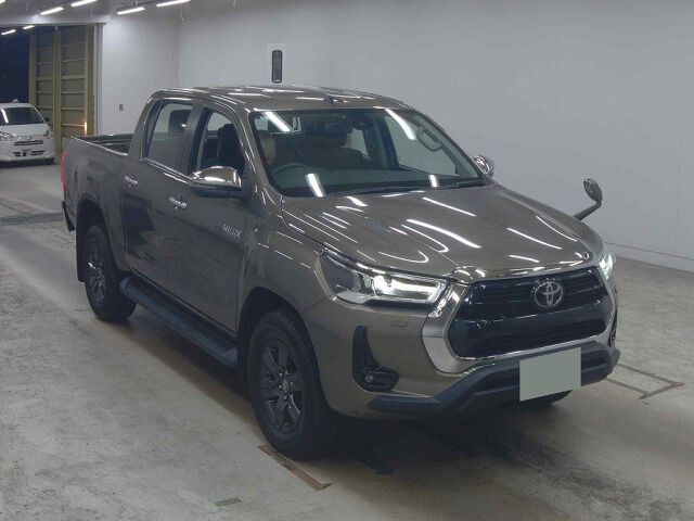 2022 Toyota Hilux Z 4WD Japan auction vehicle