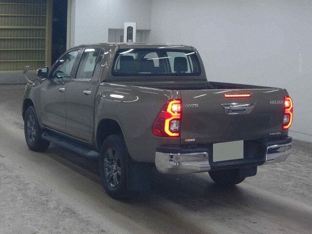 2022 Toyota Hilux Z 4WD auction photo 2