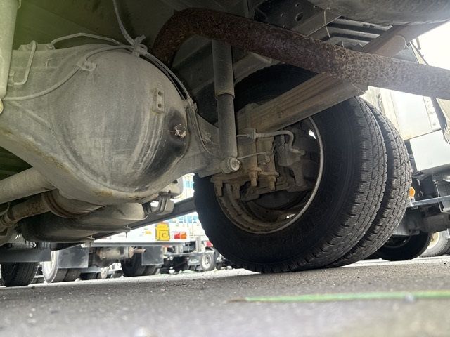 2018 Mitsubishi Fuso Canter Hira auction photo 10