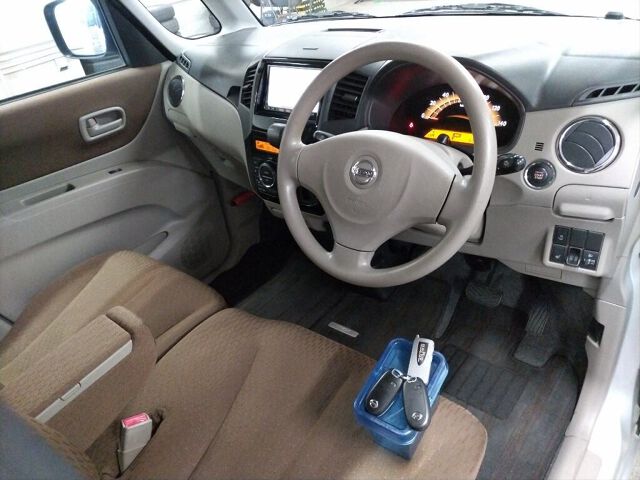 2011 Nissan Roox G 4WD auction photo 3