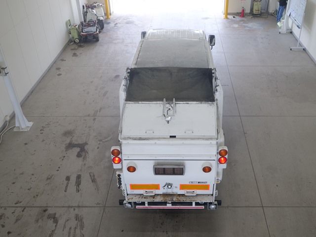 2012 Isuzu Elf auction photo 3