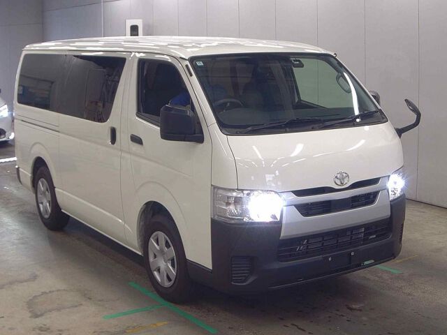 Japan Auction Vehicles 8 2025 Toyota Hiace ロングDX auction photo