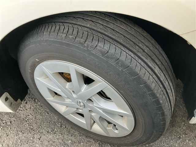 2021 Toyota Prius Alpha S auction photo 9