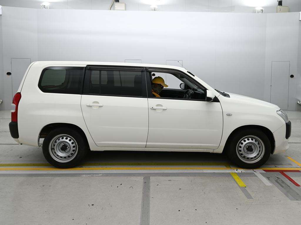 2021 Toyota Probox GL auction photo 3