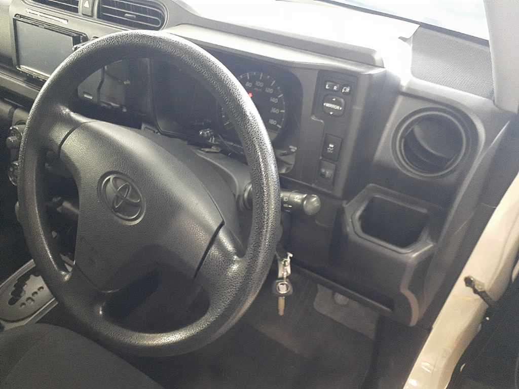 2021 Toyota Probox GL auction photo 9