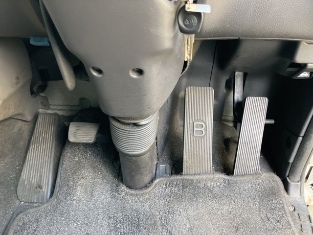 2015 Nissan Diesel コンドル Aluminum Wing auction photo 4