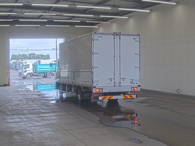 2015 Nissan Diesel コンドル Aluminum Wing auction photo 2
