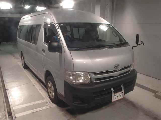 Japan Auction Vehicles 11 2013 Toyota Regius Ace 4WD Super Long DX auction photo