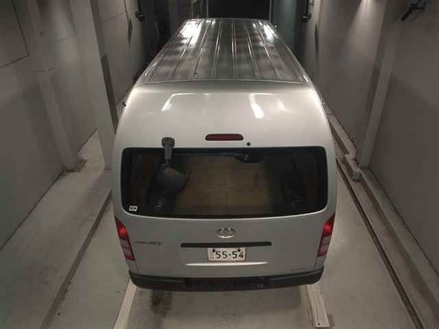 2013 Toyota Regius Ace 4WD Super Long DX auction photo 7