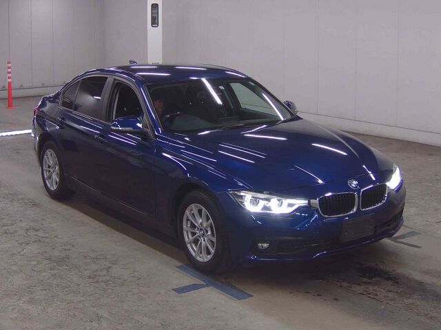 2017 BMW 3 Series 318I Japan auction vehicle