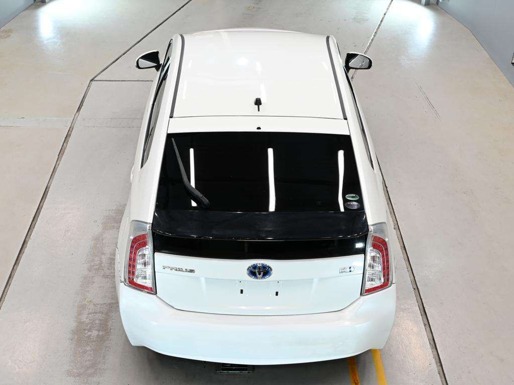 2015 Toyota Prius S auction photo 8